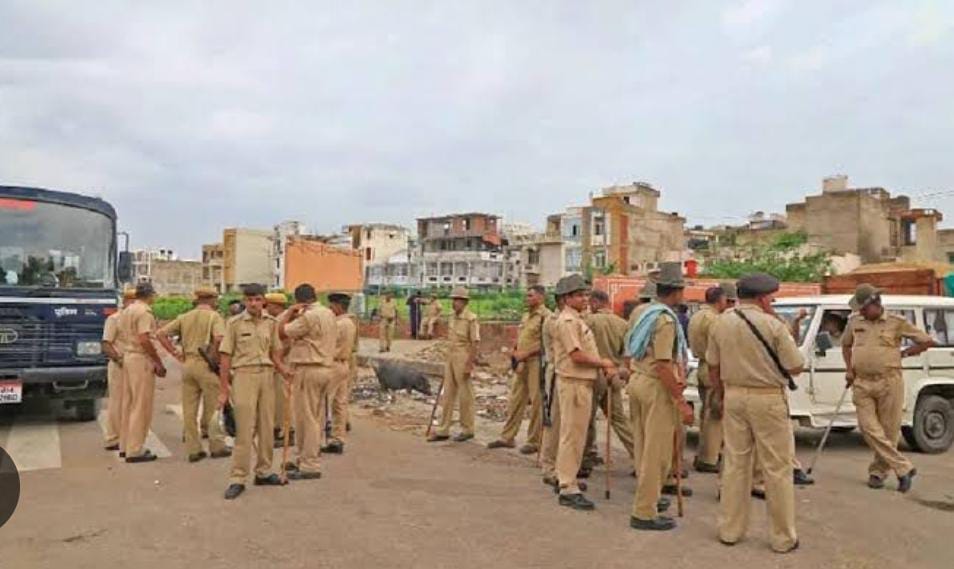 ऑपरेशन सिंदूर के बाद भारत-पाक तनाव चरम पर: पंजाब के सीमावर्ती जिलों में ब्लैकआउट और स्कूल बंद