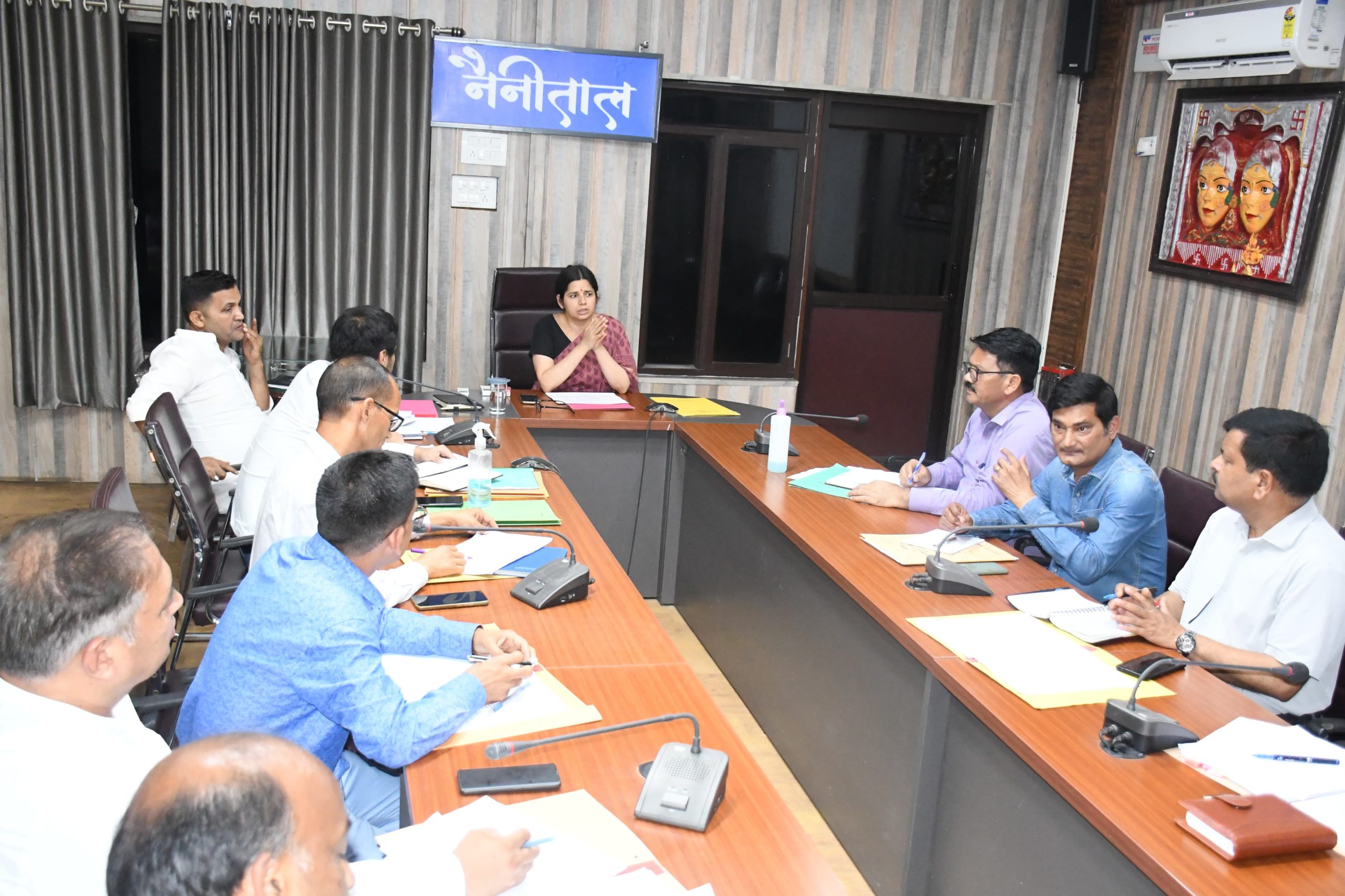 खनिज निधि के सहारे शिक्षा और पेयजल में क्रांतिकारी सुधार की तैयारी, जिलाधिकारी ने कसी कमर