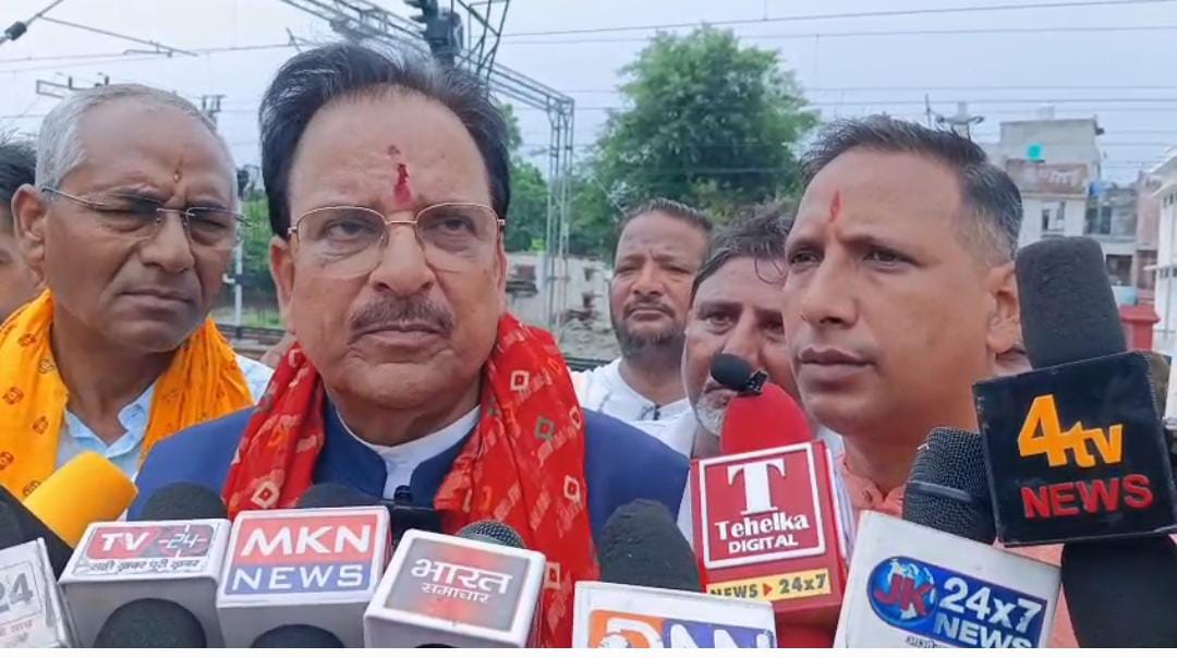हल्द्वानी  नहर में कार गिरने से 4 की मौत, 3 गंभीर घायल | हादसे से पहले भी हो चुकी हैं जानलेवा घटनाएं | प्रशासन की लापरवाही फिर उजागर