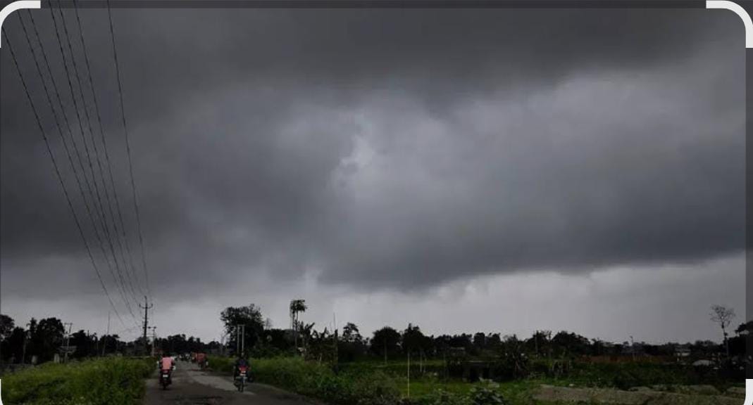 उत्तराखंड में भारी बारिश और बिजली गिरने का रेड व येलो अलर्ट, अगले 4 दिन सावधानी जरूरी.