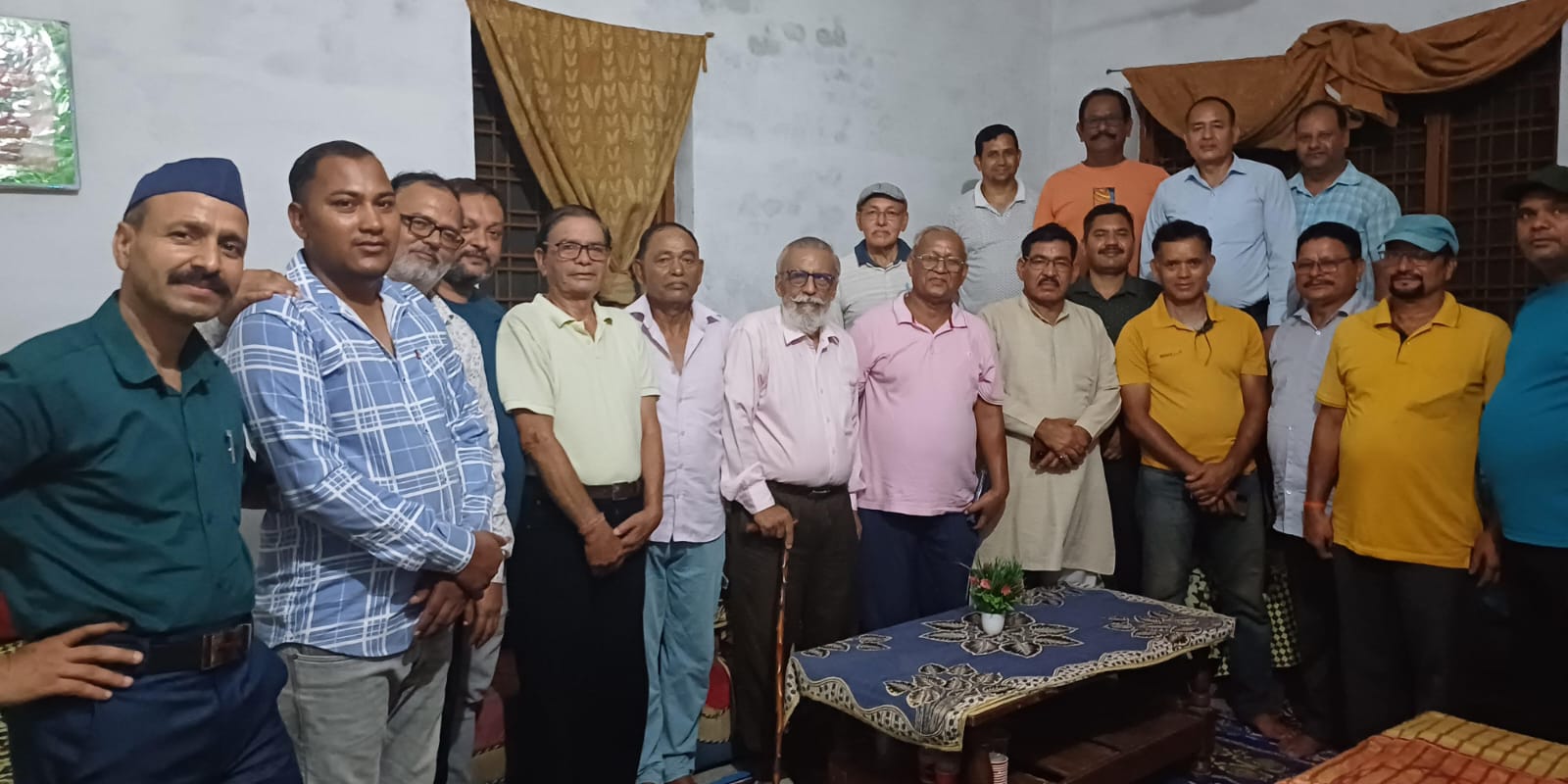 बिंदुखत्ता राजस्व गांव को लेकर चाय पर चर्चा, महिलाओं  व  भूतपूर्व सैनिकों की सक्रिय भागीदारी