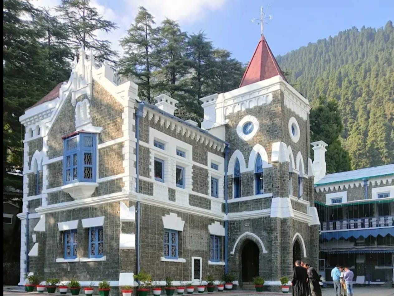 गर्भवती महिलाओं के अधिकारों की अनदेखी पर उच्च न्यायालय से हस्तक्षेप की मांग, हल्दूचौड़ CHC की बदहाल स्थिति को लेकर जनहित याचिका दाखिल