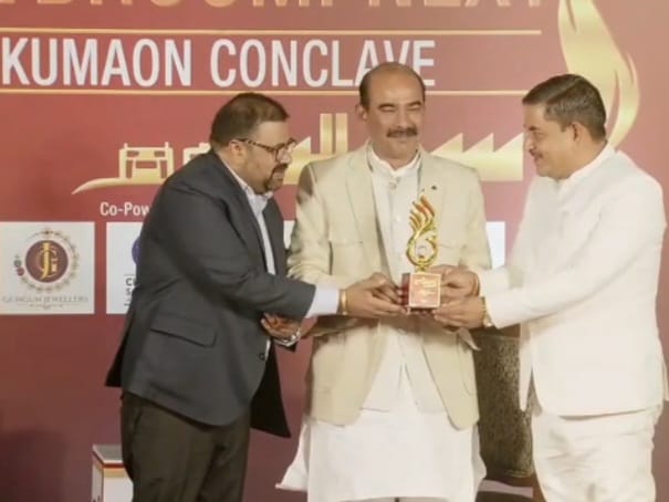 रसायन-मुक्त दूध की मिसाल बने मुकेश बोरा! केंद्रीय मंत्री अजय टम्टा ने दिया विशेष सम्मान